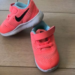 Nike baby sneakers 4C